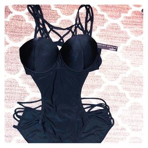 Ashley Graham x SwimsuitsForAll Strappy One Piece